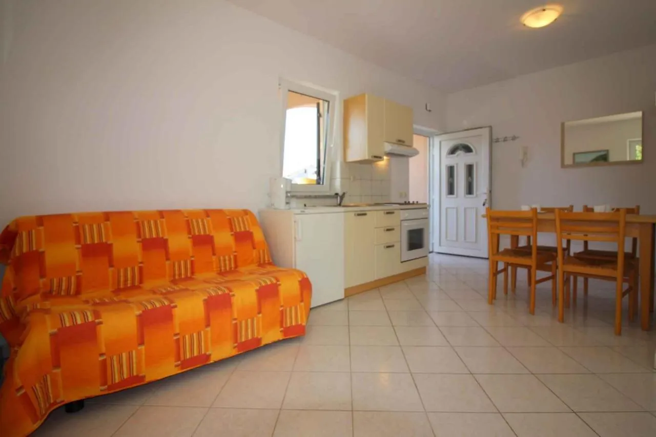 Apartment In Porec With One-Bedroom 17 0*,