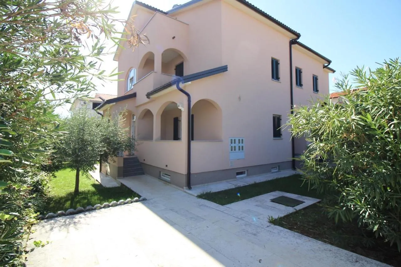 Apartment In Porec With One-Bedroom 17