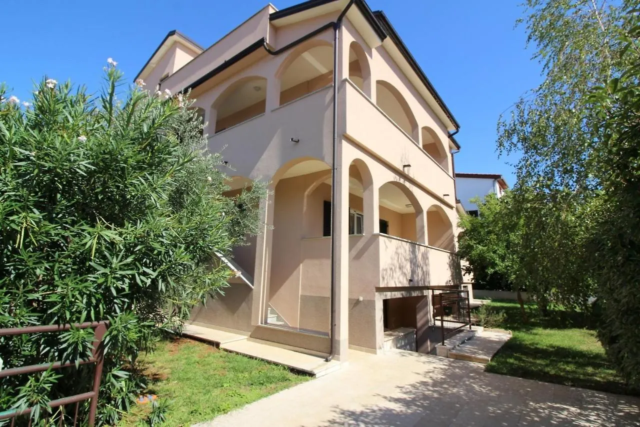 Apartment In Porec With One-Bedroom 17